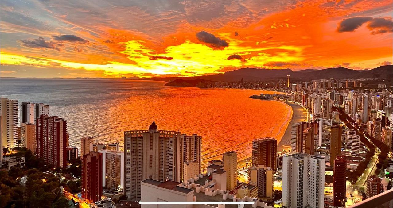 See The Sea Miramar Apartment - 150M To The Beach Benidorm Luaran gambar